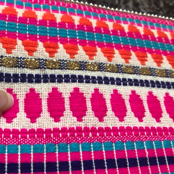 Express Pink Fringe Clutch - Picture 5 of 12